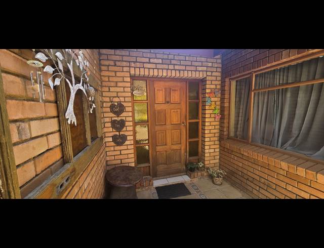 3 BEDROOM FREESTANDING FOR SALE IN CAPRICORN